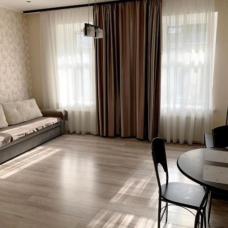 Excellent Apartment In The Center Of Odessa Екстериор снимка